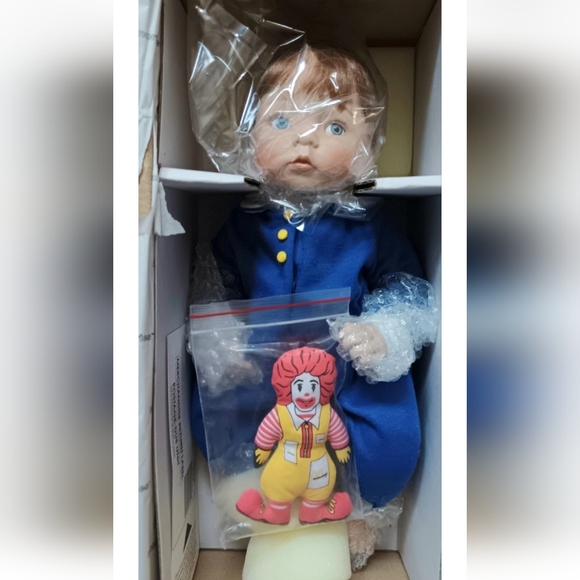 1995 “You Derserve A Break Today” McDonald’s n’ Me! Collection - Picture 1 of 6